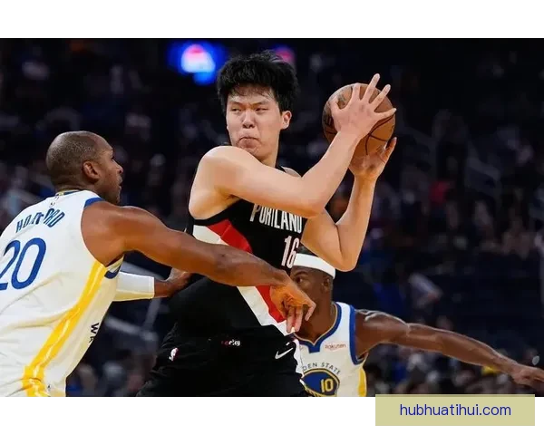 杨瀚森坦言手像叉子般难受期望回开拓者迎来全新表现